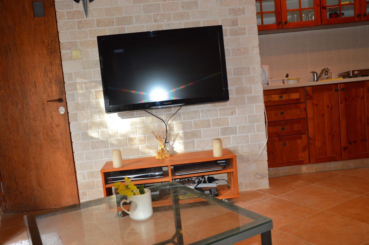 Czarina Cabin הבקתה הקיסרית והדירה הקיסרית Czarina Apartment Caesarea Eksteriør bilde