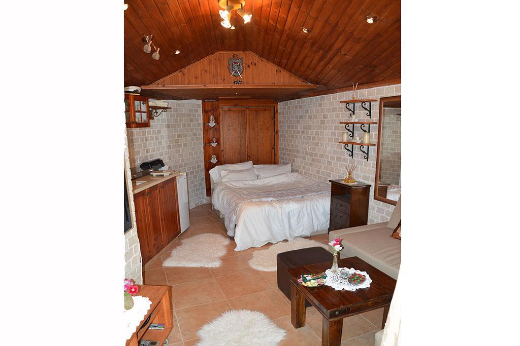 Czarina Cabin הבקתה הקיסרית והדירה הקיסרית Czarina Apartment Caesarea Eksteriør bilde